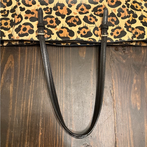 Coach bag - wild beast leopard print Gary baseman turn lock - Picture 6 of 16